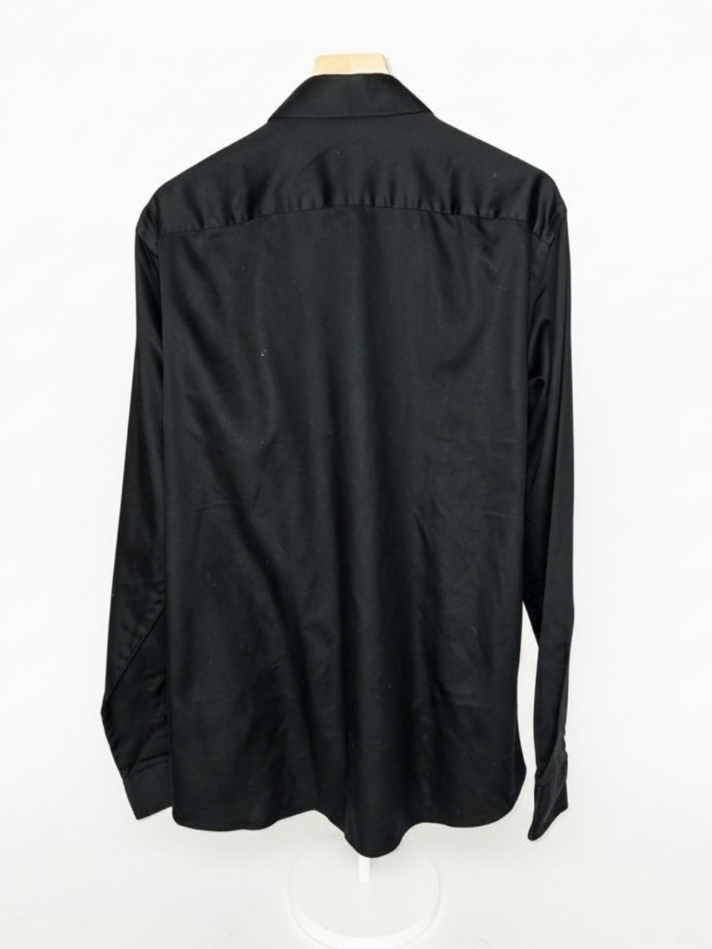 Van Heusen Men's Black Button Down Shirt With Point Collar Size Large - Picture 2 of 14